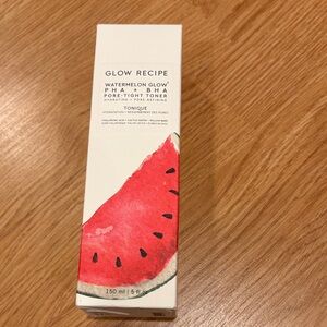 Glow Recipe Watermelon Glow Pore-Tight Toner with Red Accents